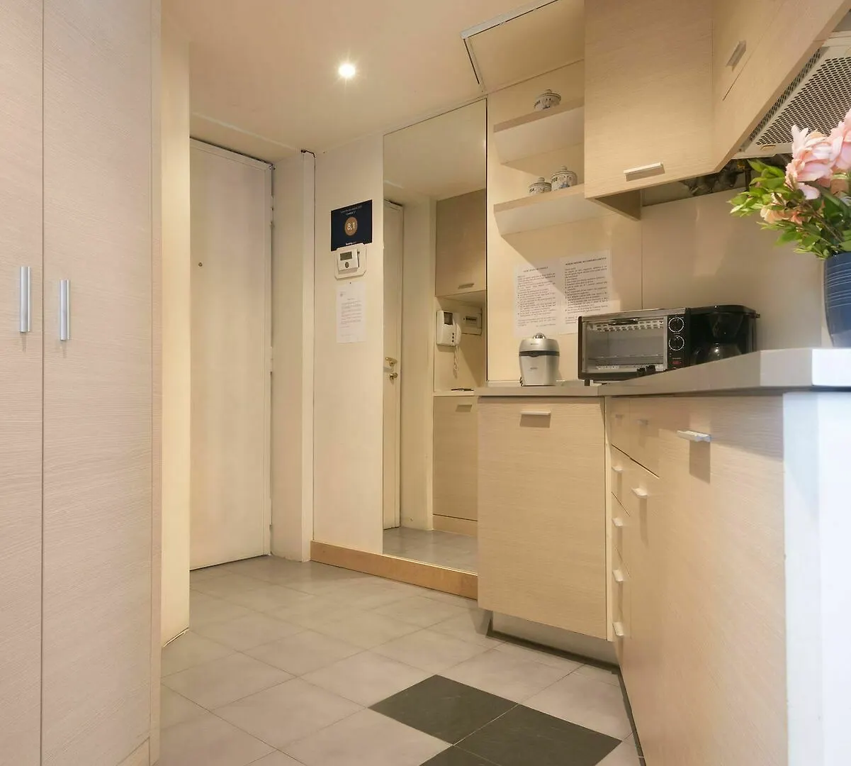 Apartment San Babila - Rentclass Albatros Milan Italy